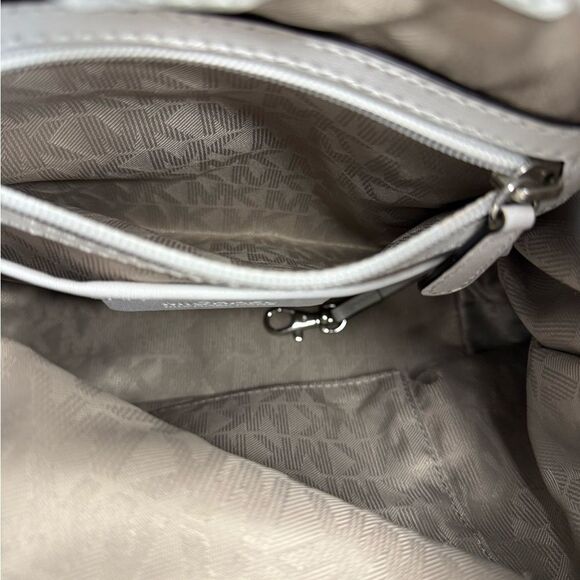 Michael Kors Dottie Color Block Bucket Bag - Picture 11 of 14